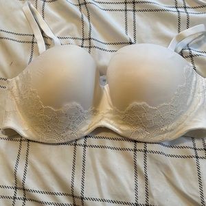 Body by Victoria bra